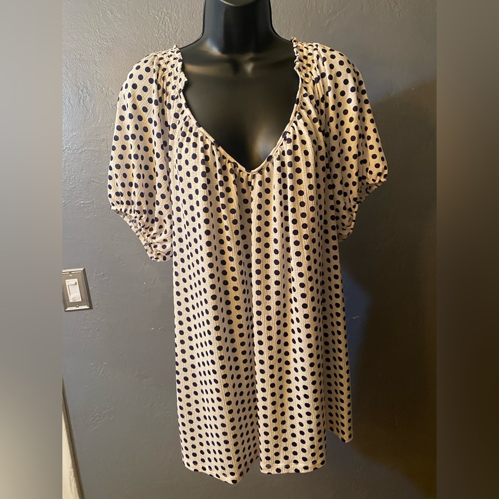 Loanna polkadot blouse